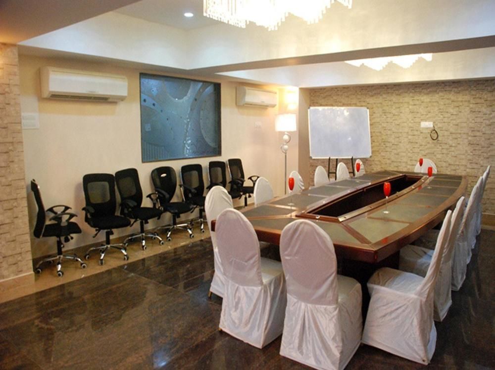 Treebo Trend Orient Grand Hotell Nagpur Eksteriør bilde