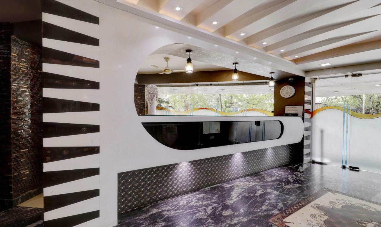 Treebo Trend Orient Grand Hotell Nagpur Eksteriør bilde